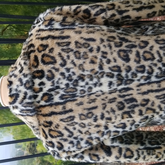 MAJORELLE Coat - Picture 6 of 9